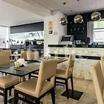 Paraiso Suites By Charlie